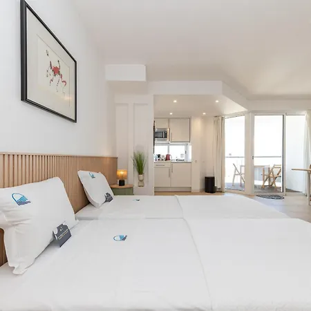 Apartmán With & Pool Access Included - Golden Club